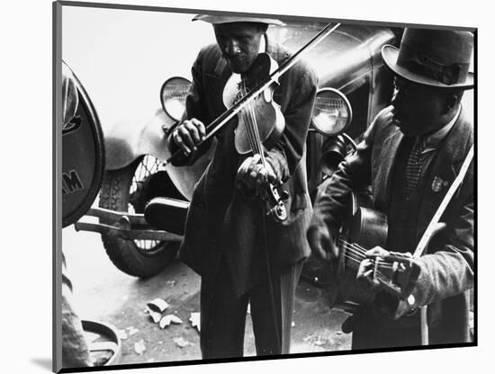 Street Musicians, 1935-Ben Shahn-Mounted Photographic Print