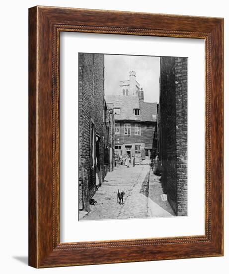 Street Scene in Victorian London-null-Framed Giclee Print