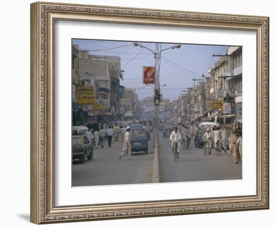 Street Scene, Rajah Bazaar, Rawalpindi, Punjab, Pakistan-David Poole-Framed Photographic Print