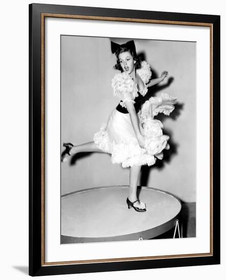 Strike Up The Band, Judy Garland, 1940-null-Framed Photo