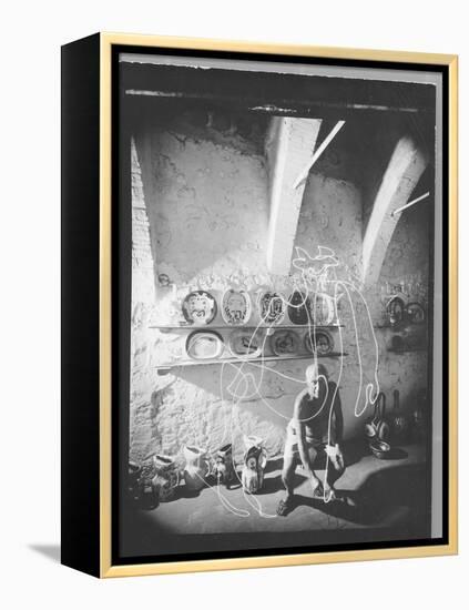 Stroboscopic Photograph of Pablo Picasso "Drawing" with Light-null-Framed Premier Image Canvas