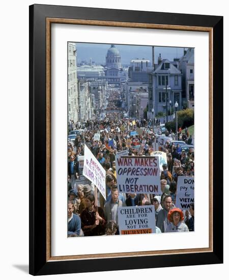 Students Carrying Antiwar Signs While Marching in Protest of US Involvement in the Vietnam War-Ralph Crane-Framed Photographic Print