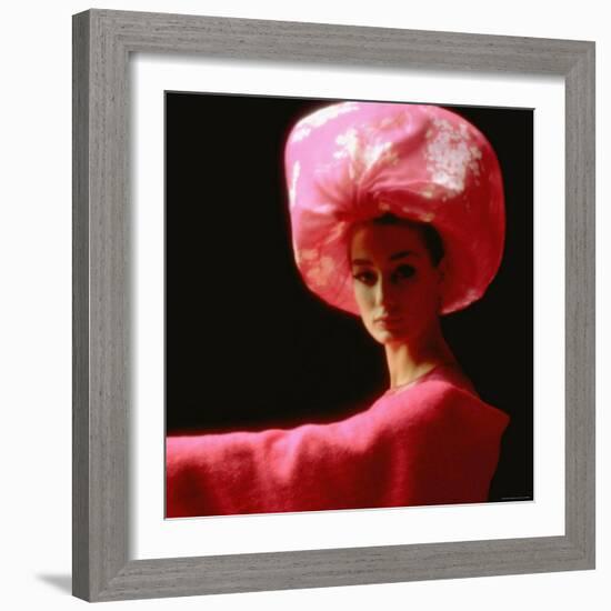 Studio Picture of Model clothing by Pierre Cardin for His 1962 Collection-Paul Schutzer-Framed Photographic Print