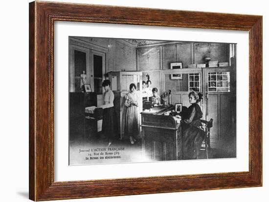 Subscriptions Office of the Newspaper L'Action Francaise, Paris, 1917-null-Framed Giclee Print