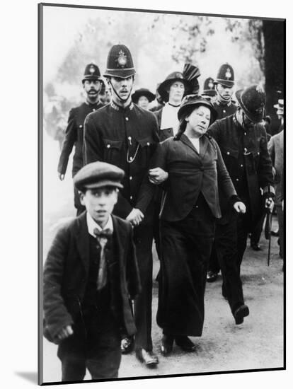 Suffragettes Being Arrested Near Buckingham Palace-null-Mounted Photographic Print