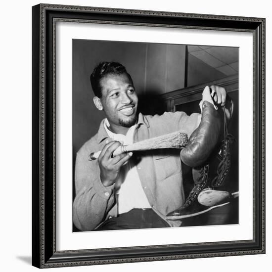 Sugar Ray Robinson Dusting Off His Boxing Gloves for His 1954 Comeback Fight-null-Framed Photo