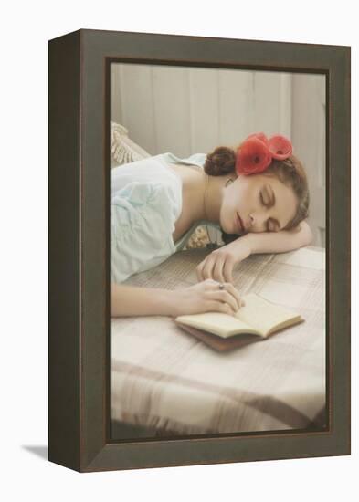 Summer Dreaming-Michalina Wozniak-Framed Premier Image Canvas