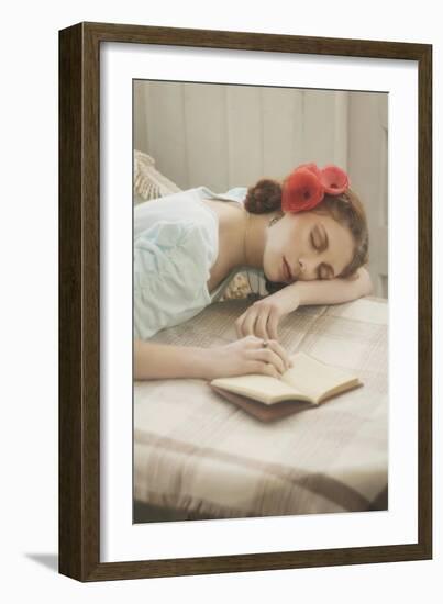 Summer Dreaming-Michalina Wozniak-Framed Photographic Print