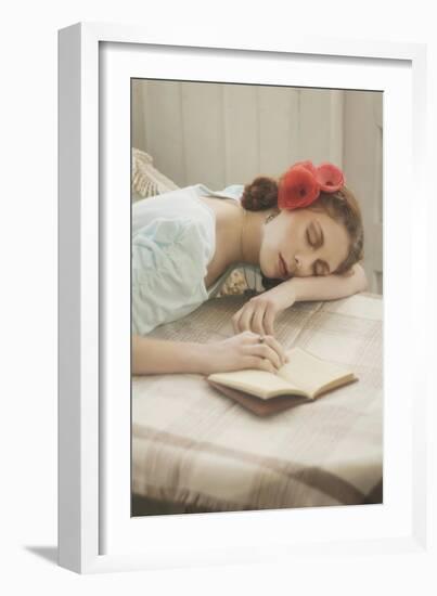 Summer Dreaming-Michalina Wozniak-Framed Photographic Print