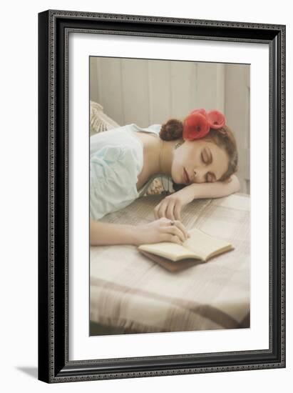 Summer Dreaming-Michalina Wozniak-Framed Photographic Print