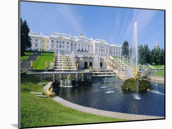 Summer Palace at Petrodvorets, St. Petersburg, Russia-Gavin Hellier-Mounted Photographic Print