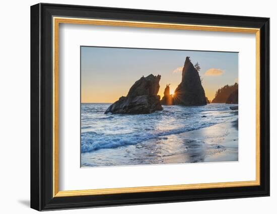 Sun setting behind Split Rock on Rialto Beach Olympic National Park, Washington State-Alan Majchrowicz-Framed Photographic Print