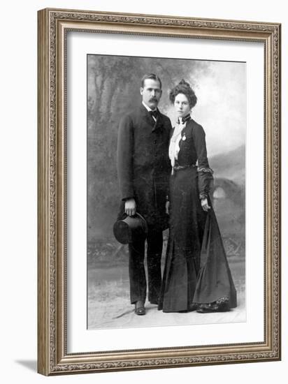 Sundance Kid and Etta Place, 1901-Science Source-Framed Giclee Print