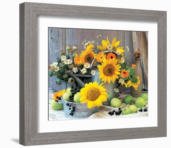 Sunflower Arrangement I-null-Framed Art Print