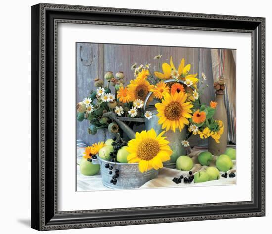 Sunflower Arrangement I-null-Framed Art Print