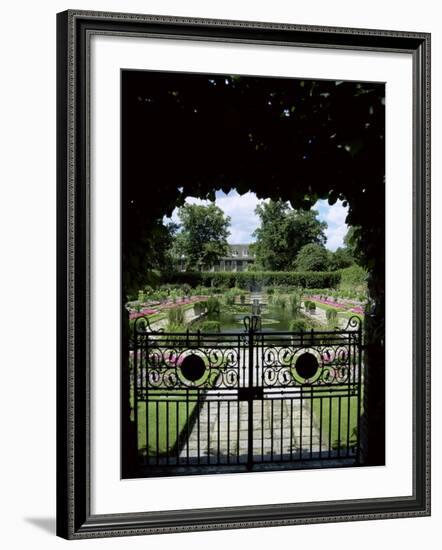 Sunken Garden, Kensington Gardens, London, England, United Kingdom-Nelly Boyd-Framed Photographic Print