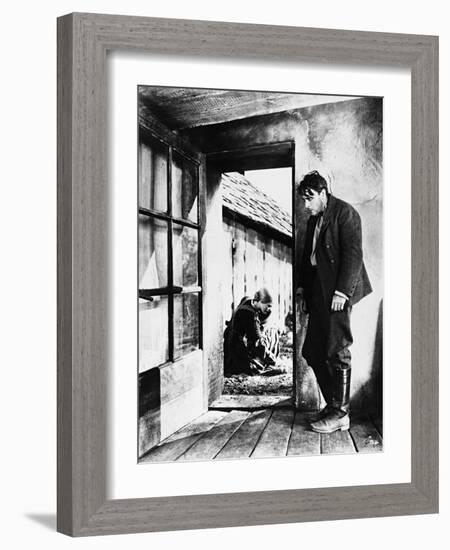 Sunrise: a Song of Two Humans, 1927-null-Framed Photographic Print