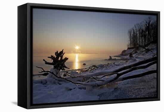 Sunrise Above the LŸbeck Bay in Front of the Brodtener Ufer-Uwe Steffens-Framed Premier Image Canvas