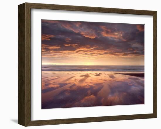 Sunrise, Alnmouth Beach, Alnmouth, Alnwick, Northumberland, England, United Kingdom, Europe-Lee Frost-Framed Photographic Print