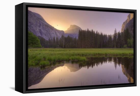 Sunrise at Cooks Meadow-Vincent James-Framed Premier Image Canvas