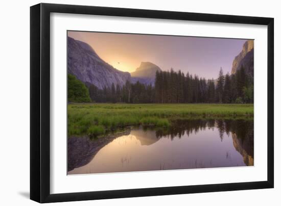 Sunrise at Cooks Meadow-Vincent James-Framed Premium Photographic Print