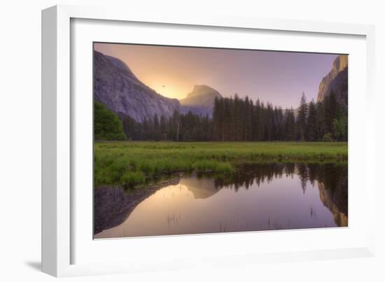 Sunrise at Cooks Meadow-Vincent James-Framed Photographic Print