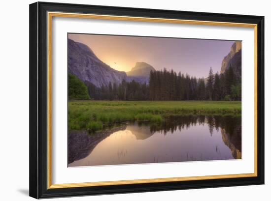 Sunrise at Cooks Meadow-Vincent James-Framed Photographic Print