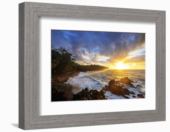 Sunrise at Kehena Beach, Big Island, Hawaii, USA-Christian Kober-Framed Photographic Print