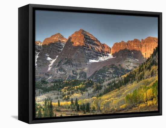 Sunrise at the Maroon-Bells in Colorado's Maroon Bells-Snowmass Wilderness Area-Kyle Hammons-Framed Premier Image Canvas