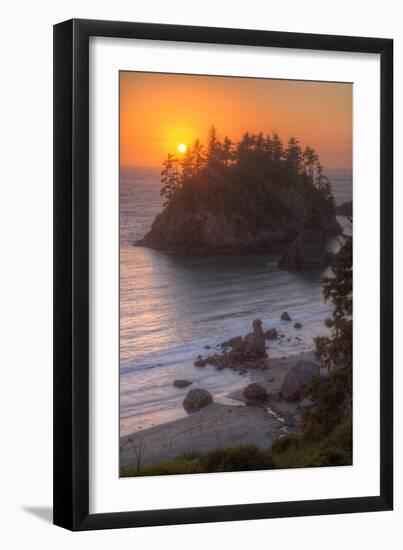 Sunset Above Trinidad State Beach California Coast-Vincent James-Framed Photographic Print