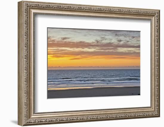 Sunset at Heceta Beach, Oregon Coast, Pacific Ocean, Oregon, USA-Michel Hersen-Framed Photographic Print