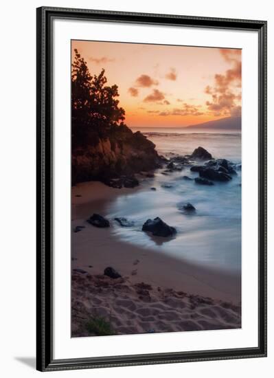 Sunset at Kapalua, Maui-Vincent James-Framed Photographic Print