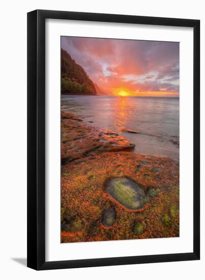 Sunset at Na Pali Coast, Kauai Hawaii-Vincent James-Framed Photographic Print