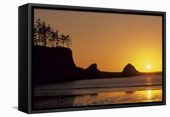 Sunset Beach State Park, Astoria, Oregon, USA-Gerry Reynolds-Framed Premier Image Canvas