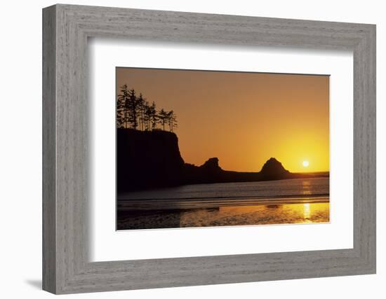 Sunset Beach State Park, Astoria, Oregon, USA-Gerry Reynolds-Framed Photographic Print