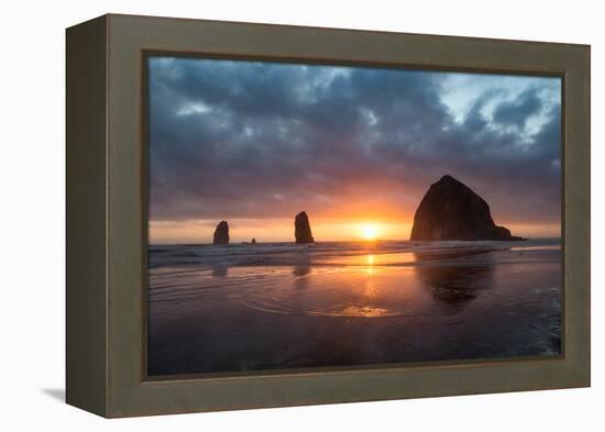 Sunset behind Haystack Rock at Cannon Beach on the Pacific Northwest coast, Oregon, United States o-Martin Child-Framed Premier Image Canvas