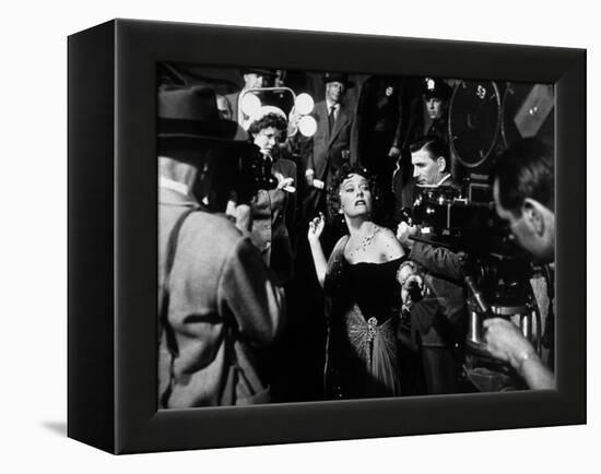 Sunset Boulevard, Billy Wilder, Gloria Swanson, 1950-null-Framed Stretched Canvas