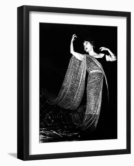 Sunset Boulevard, Gloria Swanson, 1950-null-Framed Photo