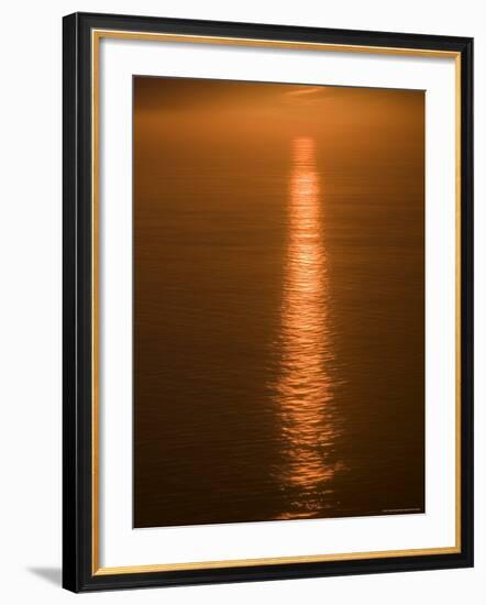 Sunset Just off the Coast of Oahu, Hawaii, United States of America, Pacificnorth America-Ethel Davies-Framed Photographic Print