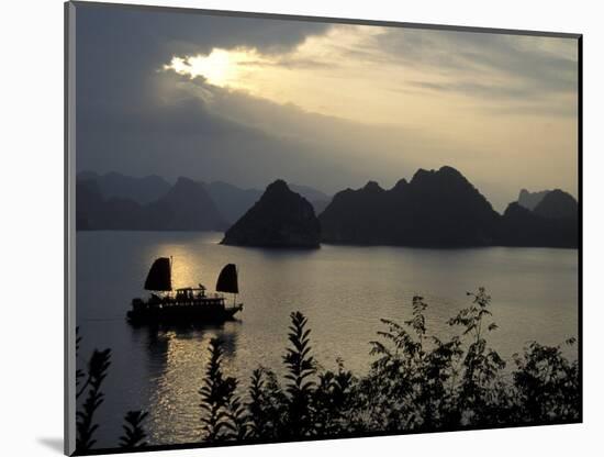 Sunset on Karst Hills and Junk Boats, Ha Long Bay, Vietnam-Keren Su-Mounted Photographic Print