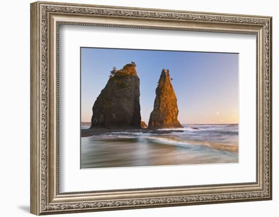 Sunset on Rialto Beach and Sea Stacks, Olympic NP, Washington, USA-Jaynes Gallery-Framed Photographic Print