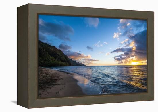 Sunset on the Napali Coast, Kauai, Hawaii,United States of America, Pacific-Michael Runkel-Framed Premier Image Canvas