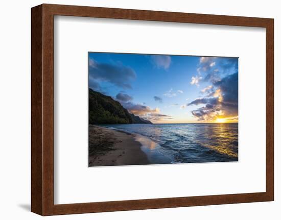 Sunset on the Napali Coast, Kauai, Hawaii,United States of America, Pacific-Michael Runkel-Framed Photographic Print