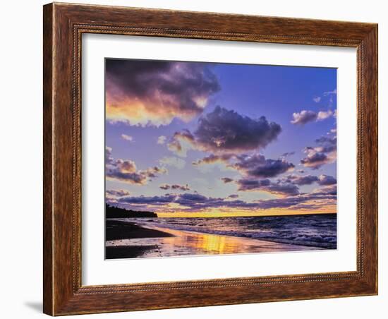 Sunset over Lake Superior, Keweenaw Peninsula, Upper Peninsula, Alger County, Michigan, USA-null-Framed Photographic Print