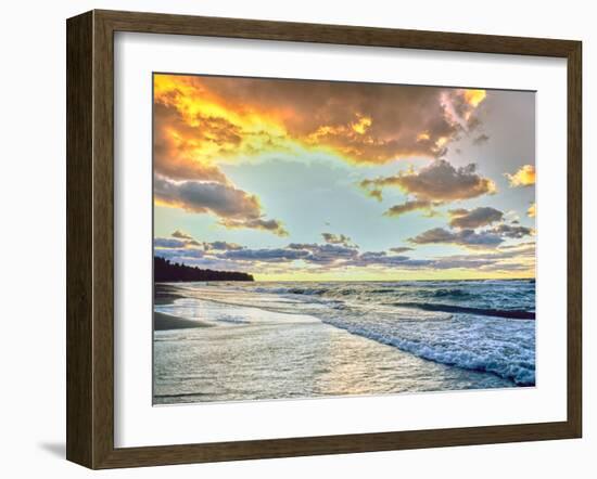 Sunset over Lake Superior, Keweenaw Peninsula, Upper Peninsula, Alger County, Michigan, USA-null-Framed Photographic Print