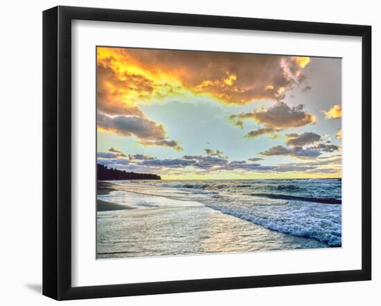 Sunset over Lake Superior, Keweenaw Peninsula, Upper Peninsula, Alger County, Michigan, USA-null-Framed Photographic Print