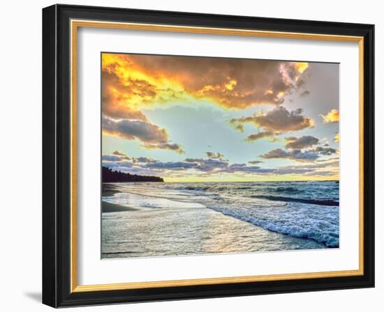 Sunset over Lake Superior, Keweenaw Peninsula, Upper Peninsula, Alger County, Michigan, USA-null-Framed Photographic Print