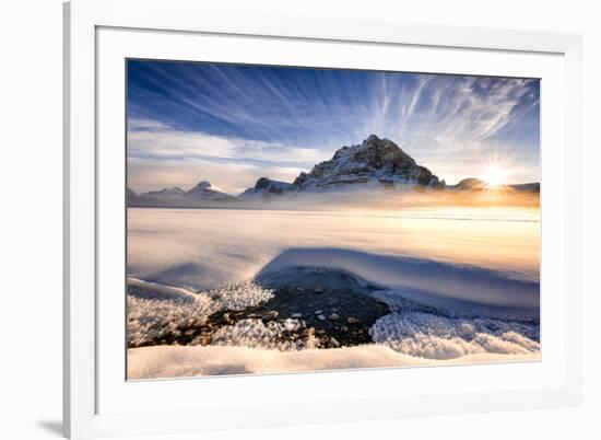 Sunset over mountains at Bow Lake in Banff, Canada during the winter with snow and blue skies-David Chang-Framed Premium Photographic Print