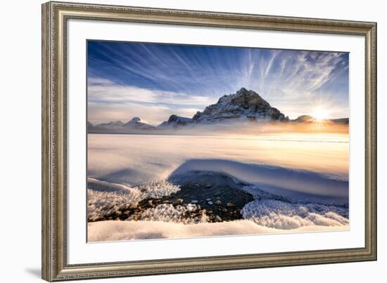 Sunset over mountains at Bow Lake in Banff, Canada during the winter with snow and blue skies-David Chang-Framed Premium Photographic Print