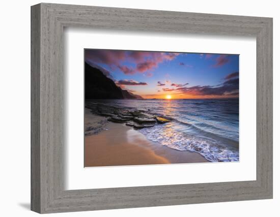 Sunset over the Na Pali Coast from Ke'e Beach, Haena State Park, Kauai, Hawaii, USA-Russ Bishop-Framed Photographic Print